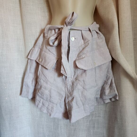 Stylish Women's Linen Shorts - Picture 1 of 4